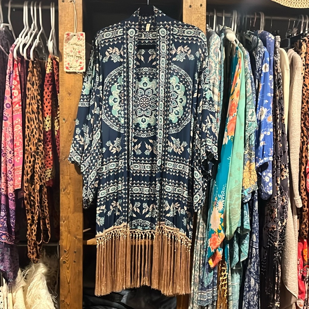 Pandora Kimono